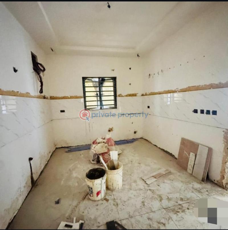 3 bedroom Block Of Flats For Sale Alagomeji Yaba Lagos - 6