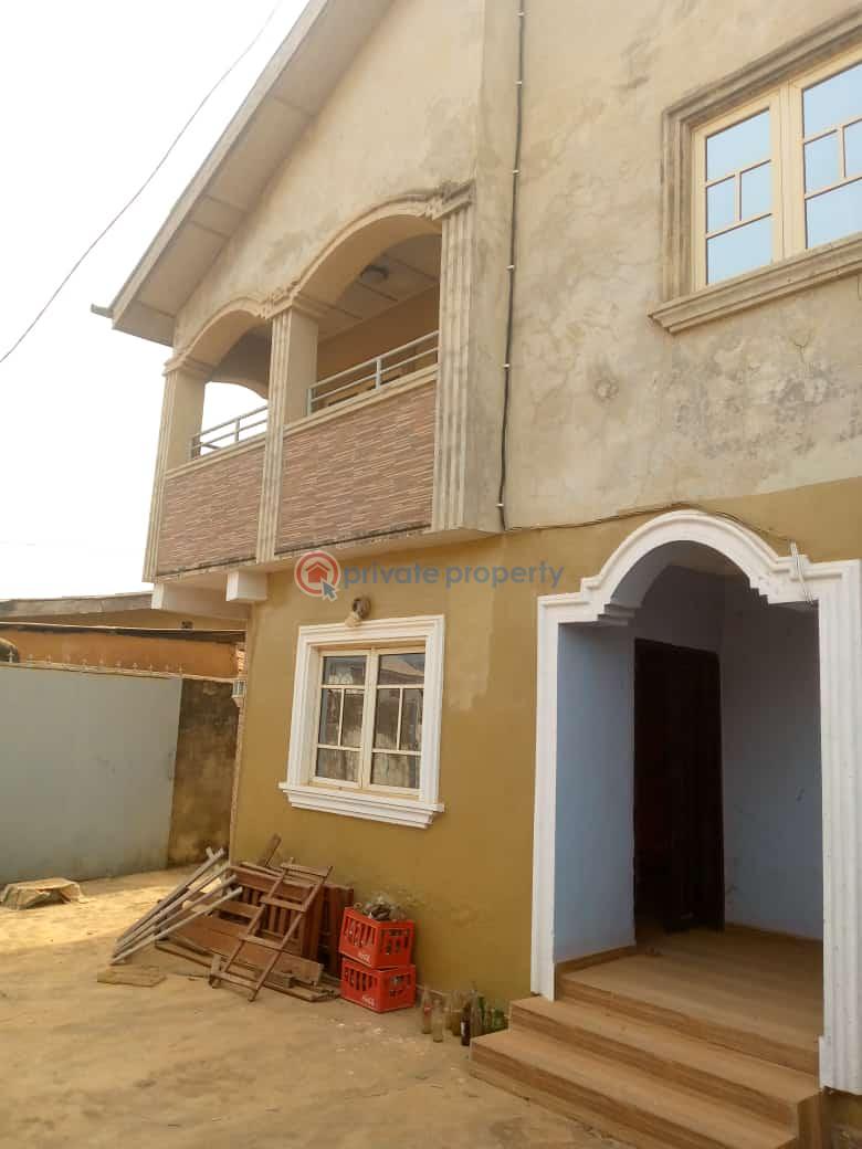 5 bedroom Detached Duplex For Sale Akute Yakoyo/Alagbole Ojodu Lagos