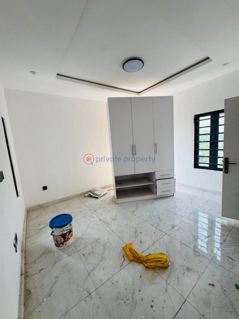 4 bedroom Semi detached Duplex For Sale Ogudu GRA Lagos - 4