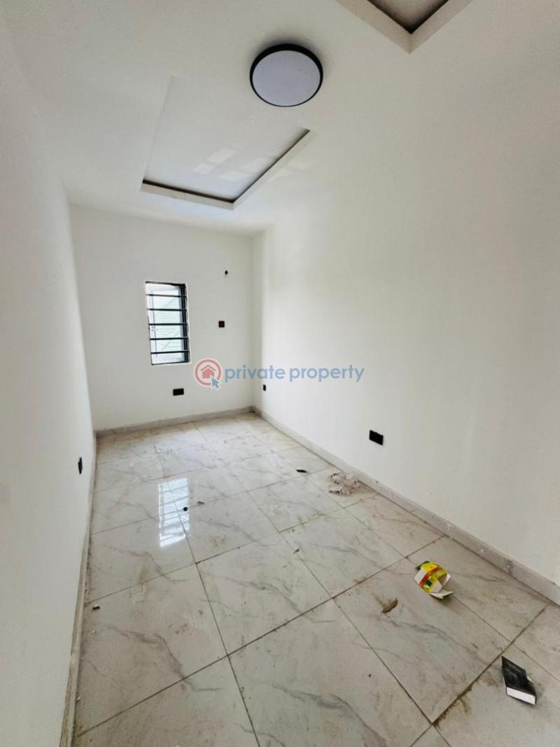 4 bedroom Semi detached Duplex For Sale Ogudu GRA Lagos - 2