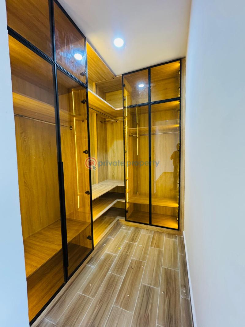 Fantastic built 4 bedroom semi detached duplex with bq and pool - 6 4 bedroom Semi detached Duplex For Sale Ogudu GRA Ojota Lagos - 6