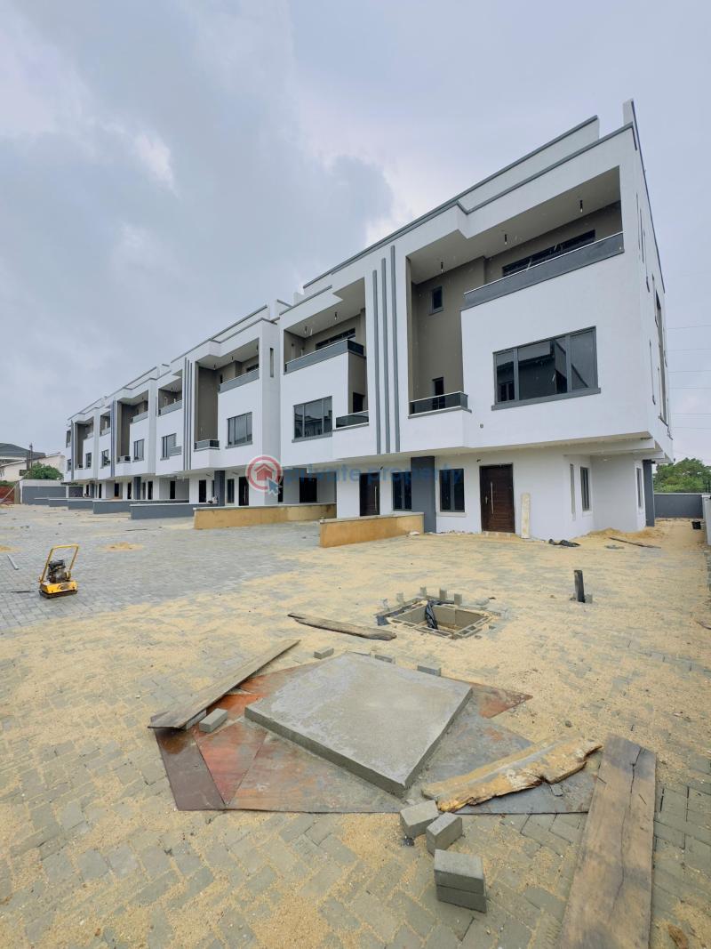 Fantastic built 4 bedroom semi detached duplex with bq and pool - 3 4 bedroom Semi detached Duplex For Sale Ogudu GRA Ojota Lagos - 3