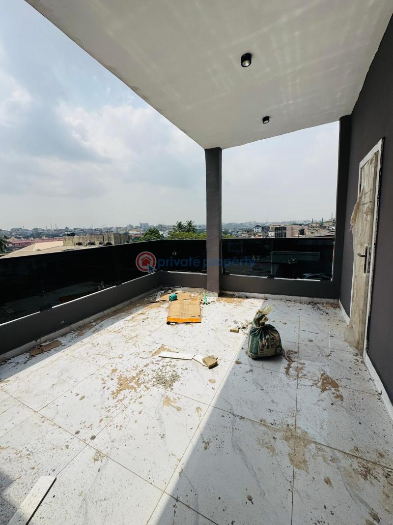 4 bedroom Semi detached Duplex For Sale Ogudu GRA Lagos - 1