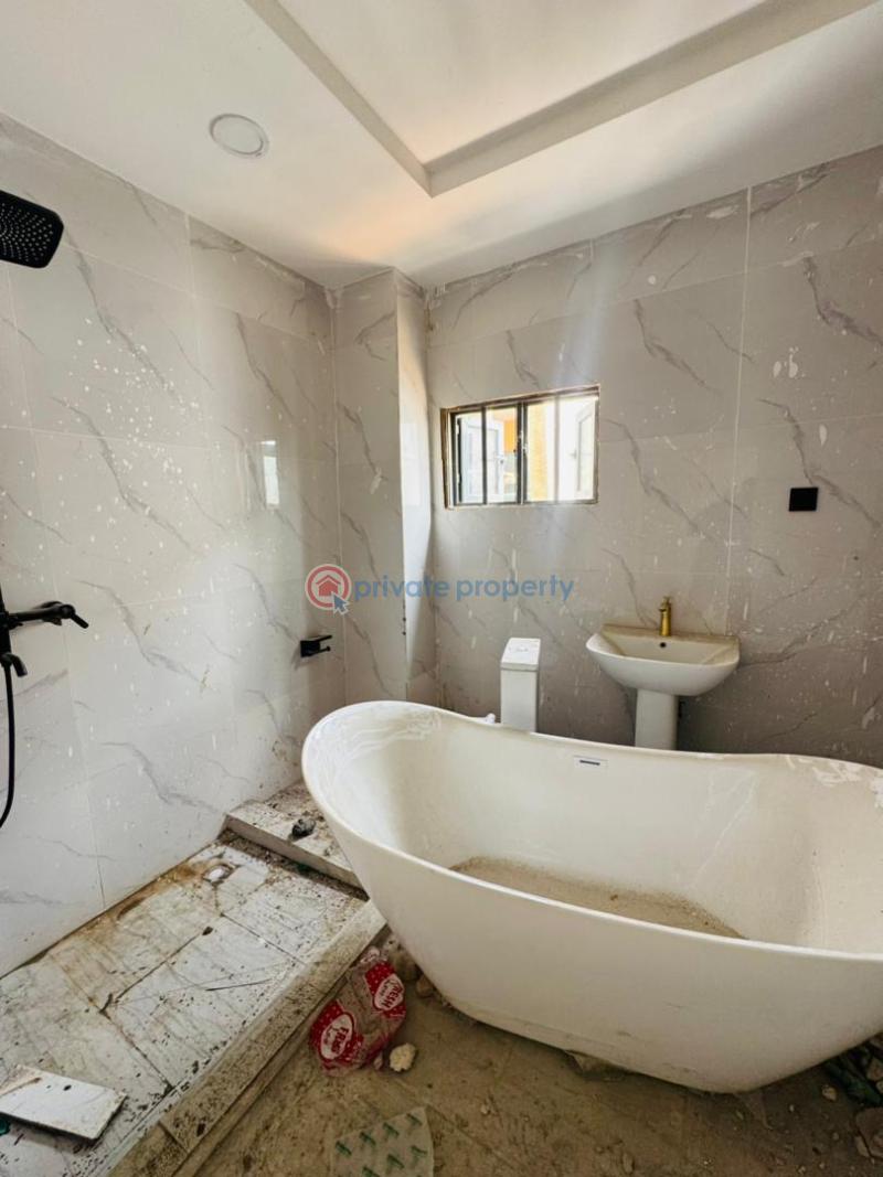 4 bedroom Semi detached Duplex For Sale Ogudu GRA Lagos - 9
