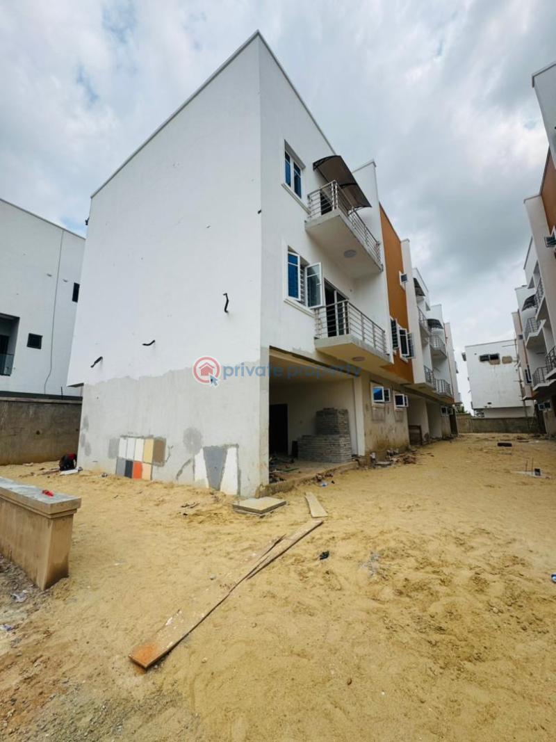 4 bedroom Terraced Duplex For Sale Ogudu Road Lagos - 1