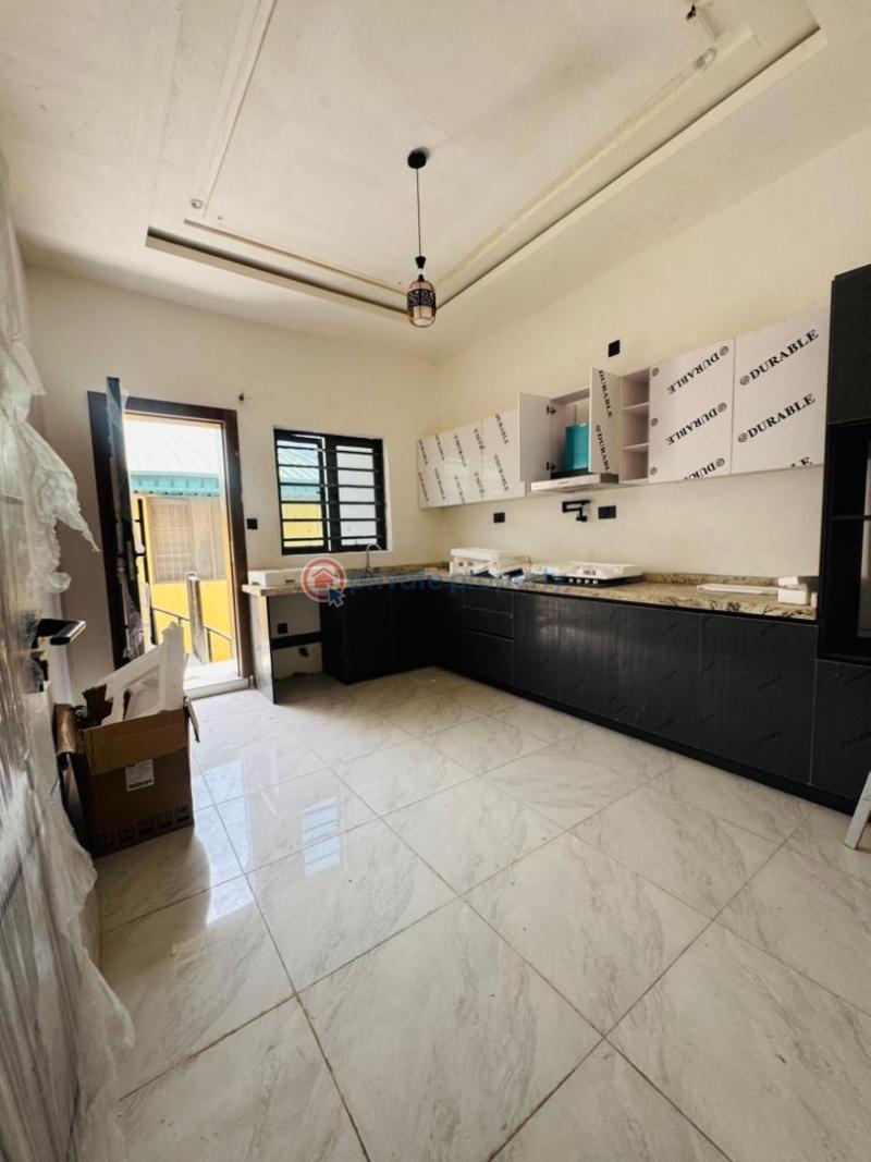 4 bedroom Terraced Duplex For Sale Ogudu GRA Lagos - 3