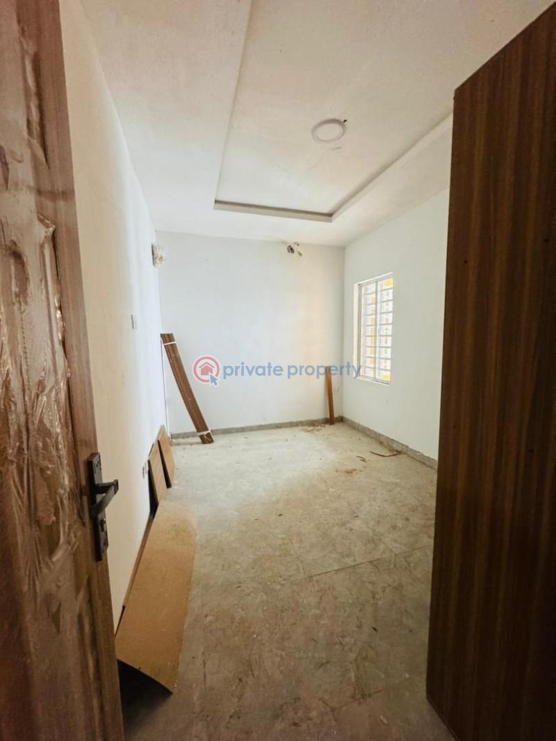 4 bedroom Terraced Duplex For Sale Ogudu Road Lagos - 4