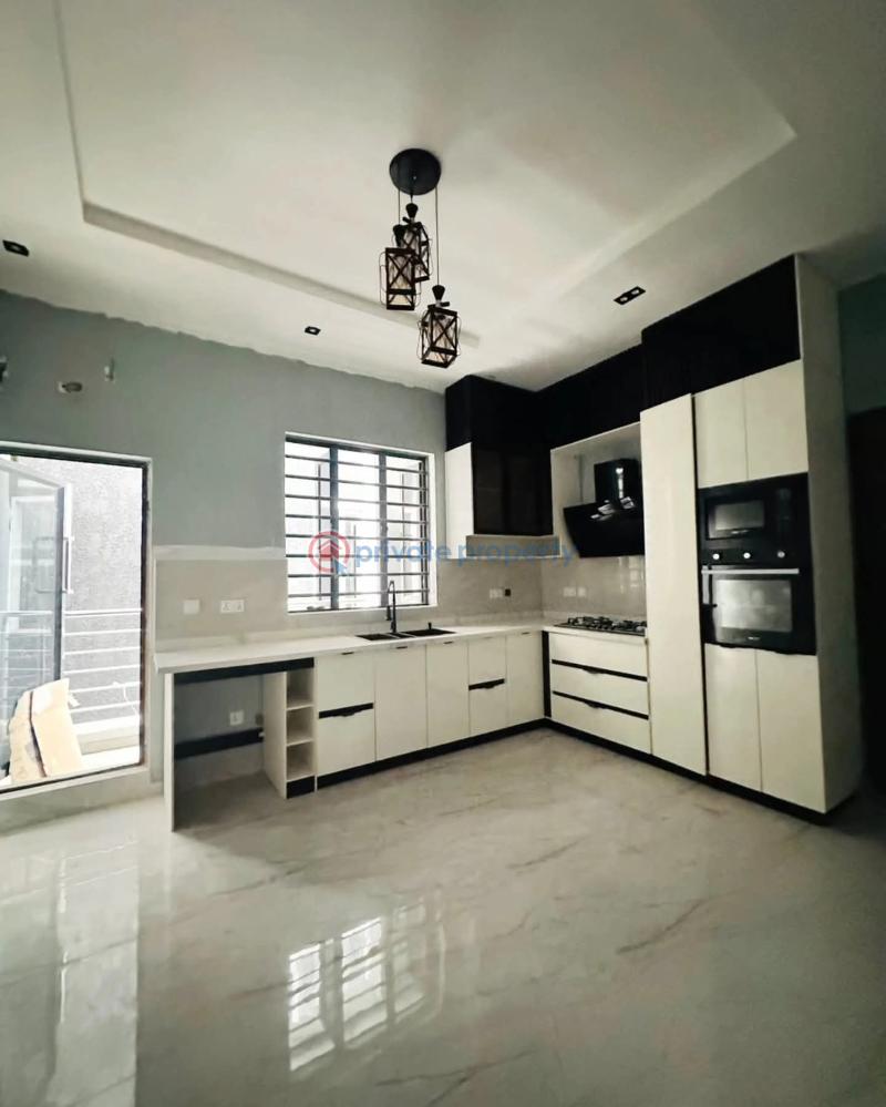 4 bedroom Maisonette For Sale Opebi Ikeja Lagos - 5