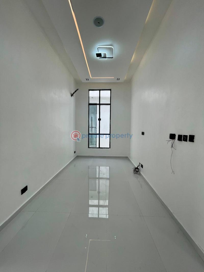 5 bedroom Detached Duplex For Sale Chevron Drive Lekki Lagos - 4