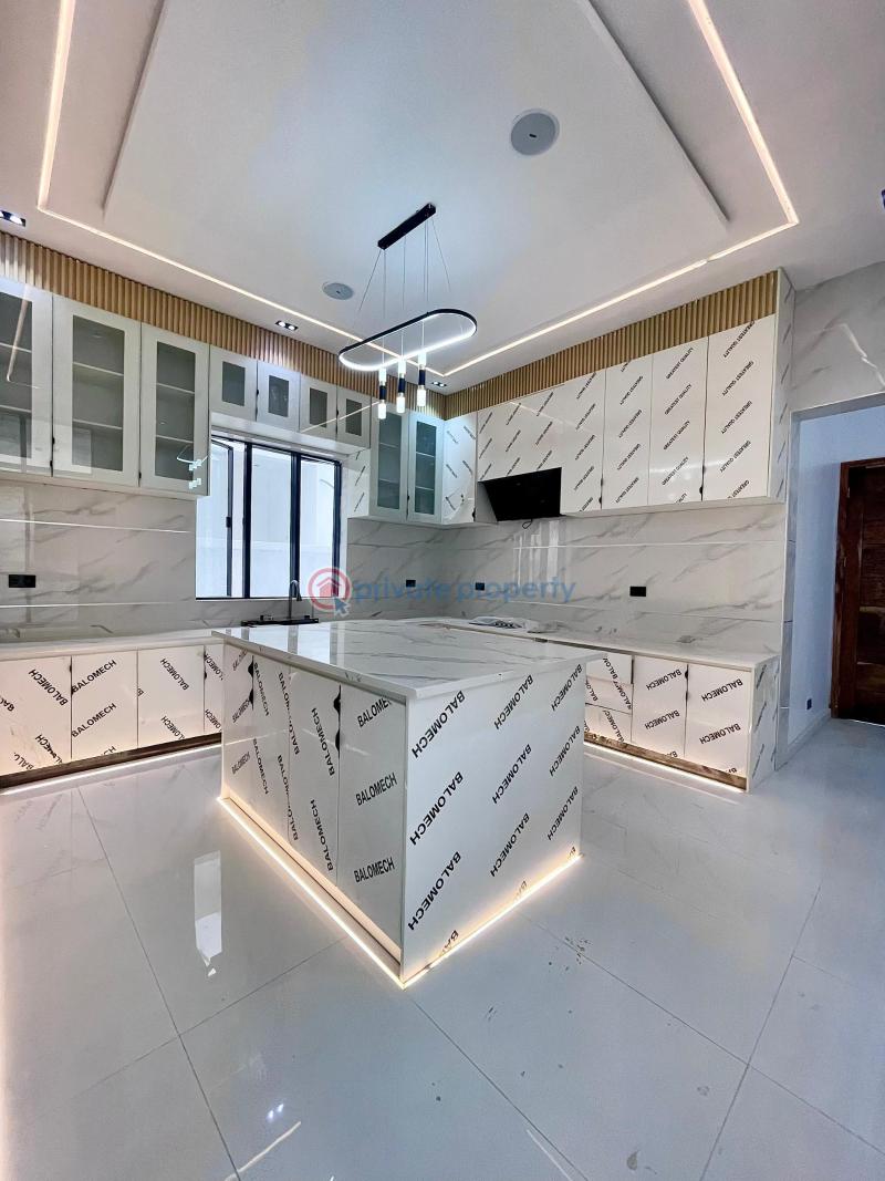 5 bedroom Detached Duplex For Sale Chevron Drive Lekki Lagos - 11