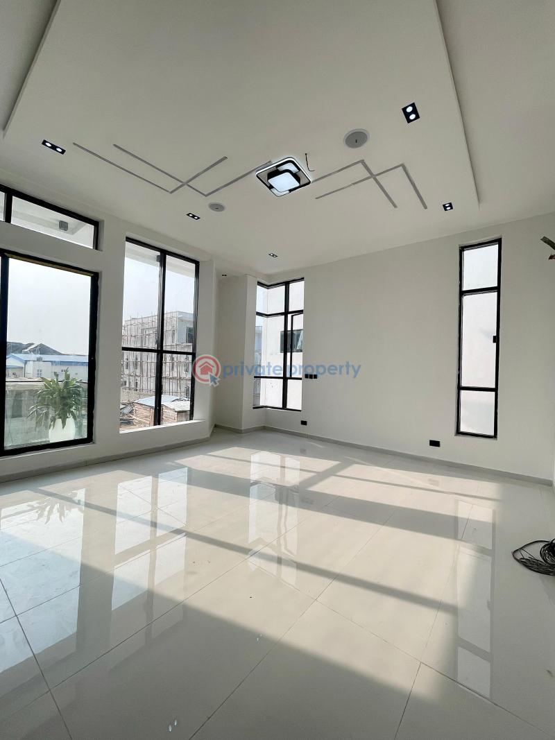 5 bedroom Detached Duplex For Sale Chevron Drive Lekki Lagos - 4