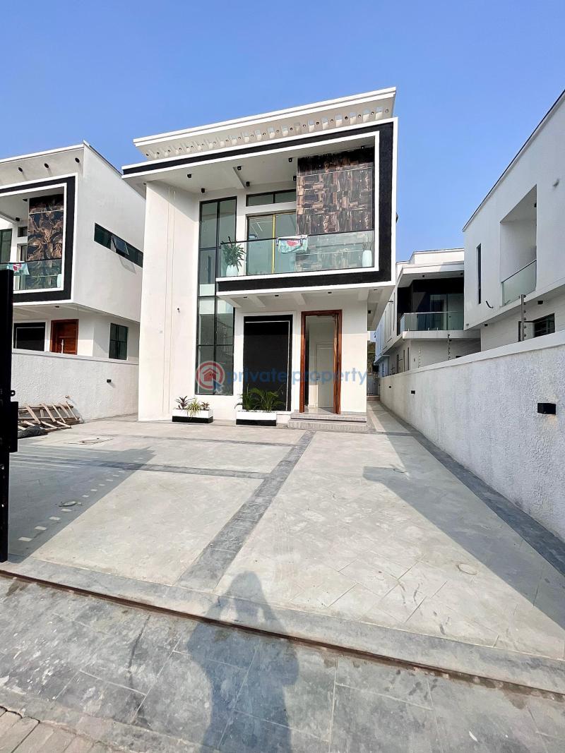 5 bedroom Detached Duplex For Sale Chevron Drive Lekki Lagos - 1