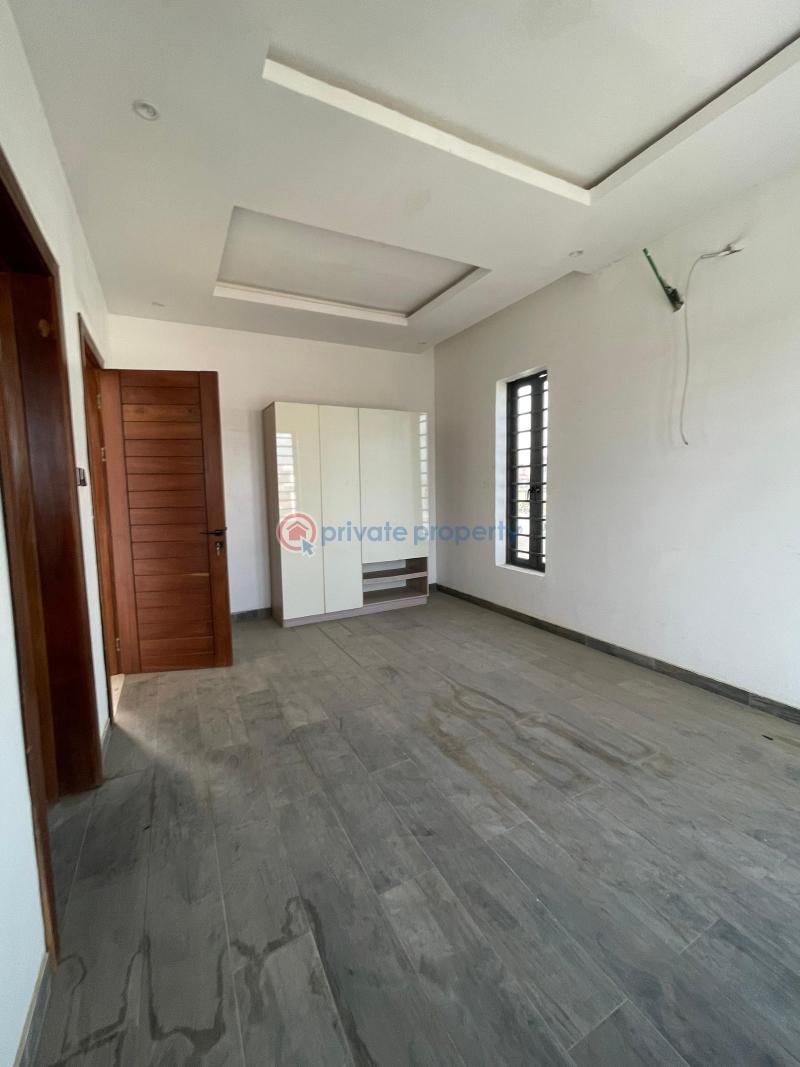 4 bedroom Detached Duplex For Sale Magodo Phase 2 Magodo GRA Phase 2 Kosofe/Ikosi Lagos - 10