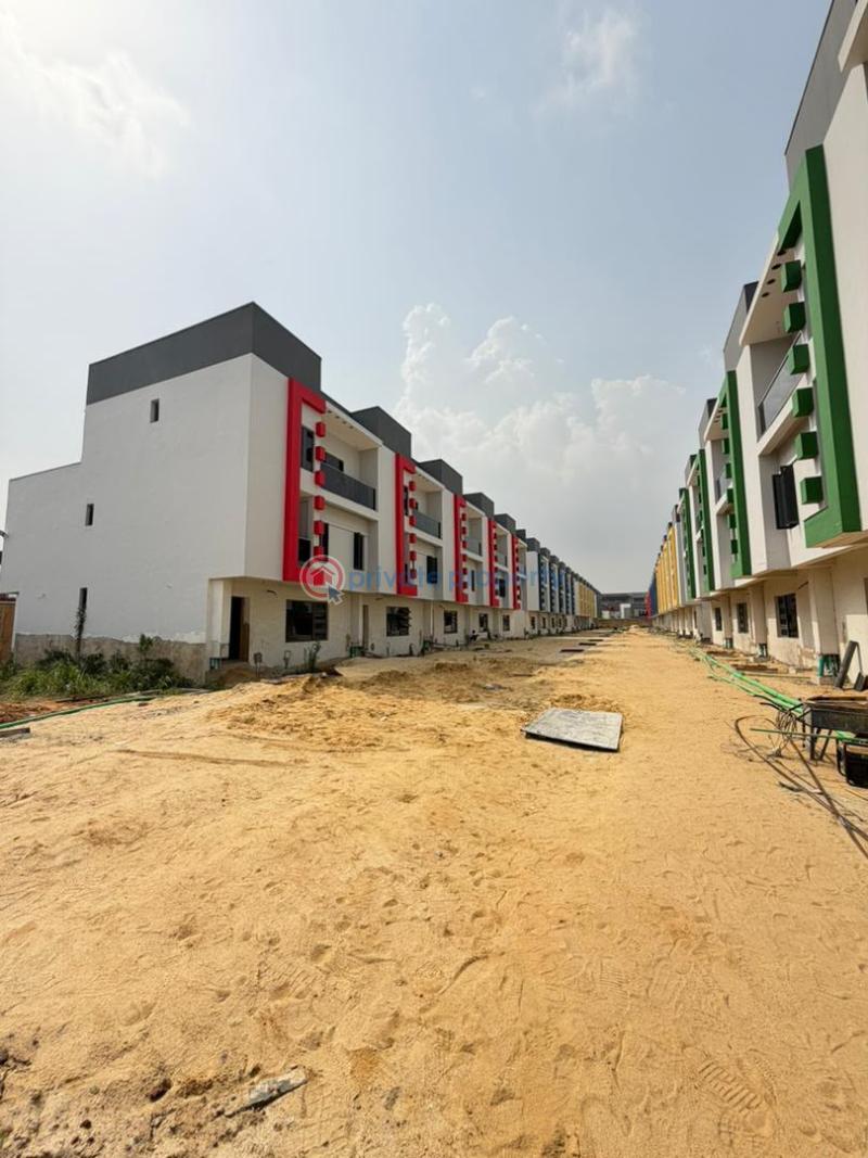 4 bedroom Terraced Duplex For Sale Ogudu GRA Lagos - 7