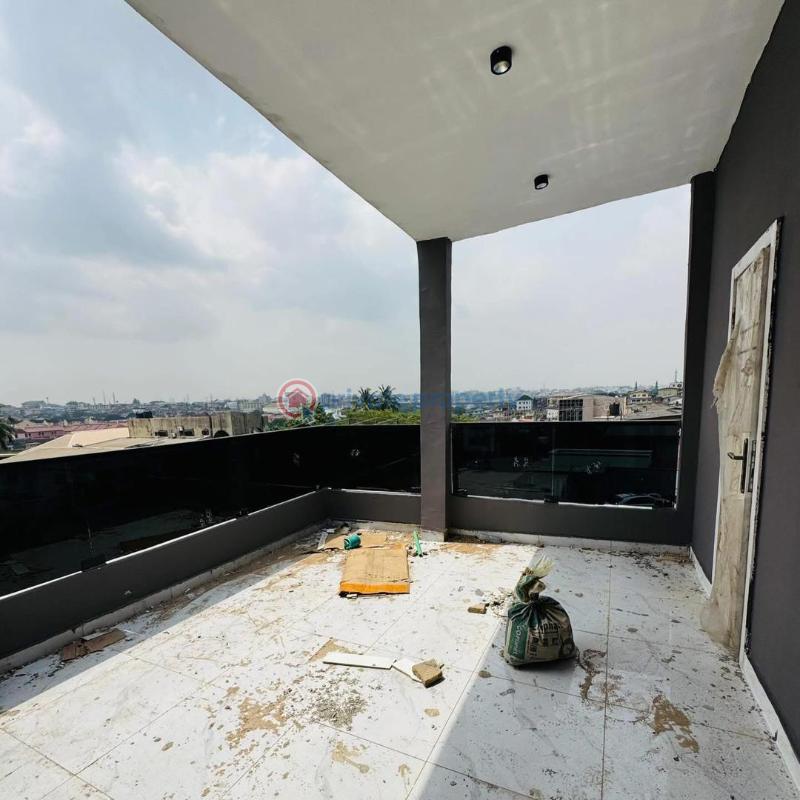 4 bedroom Semi detached Duplex For Sale Ogudu Gra Ogudu Lagos - 8