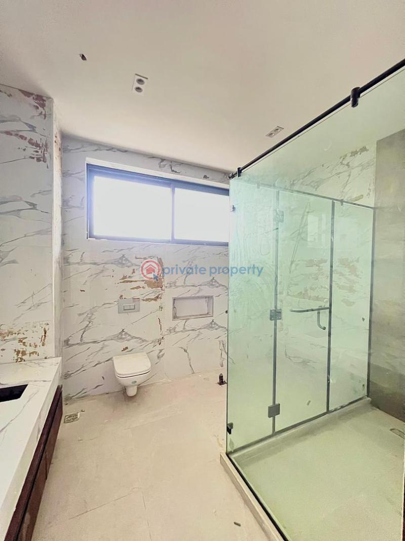 Fantastically built 6bedroom all ensuite in a good area - 8 6 bedroom House For Sale Ikoyi Lagos - 8