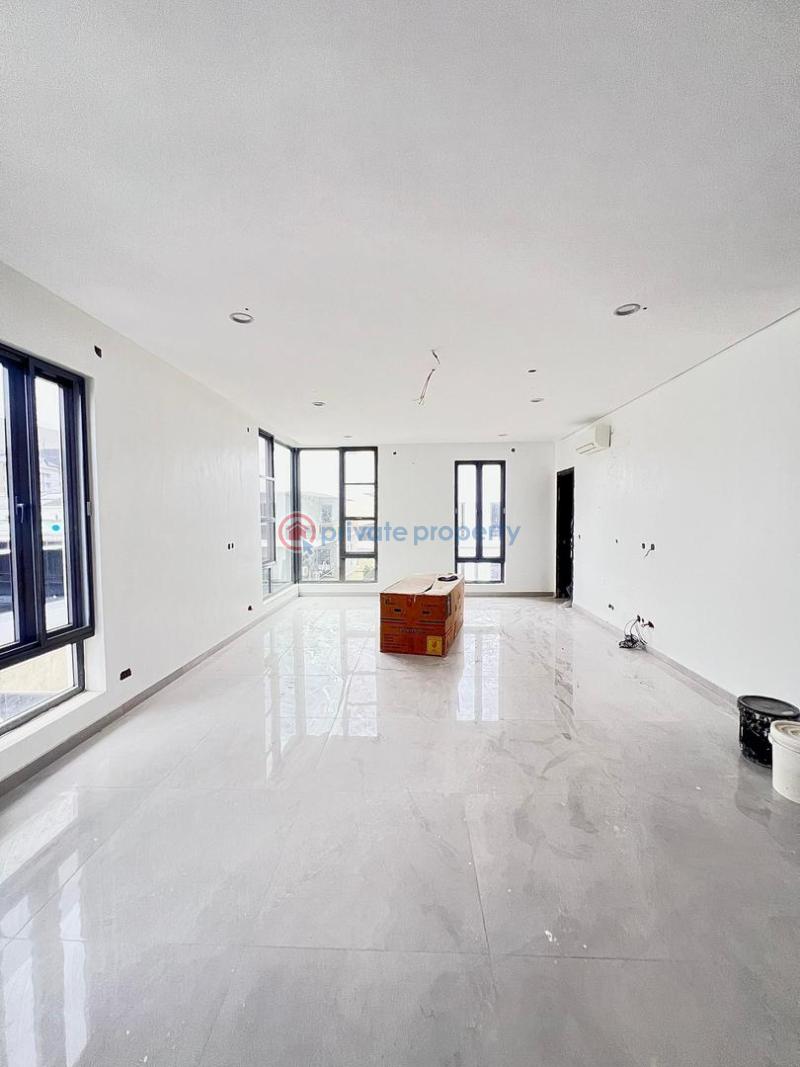 Fantastically built 6bedroom all ensuite in a good area - 2 6 bedroom House For Sale Ikoyi Lagos - 2