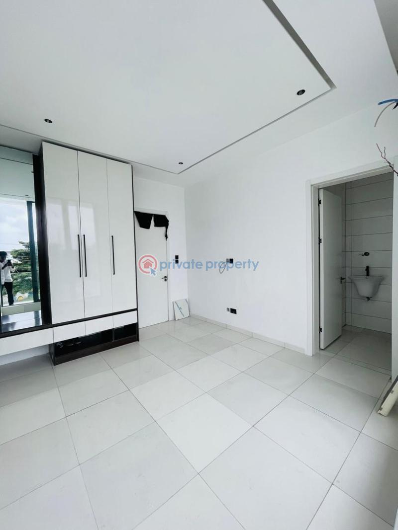 2 bedroom Block Of Flats For Sale Oniru Victoria Island Lagos - 1