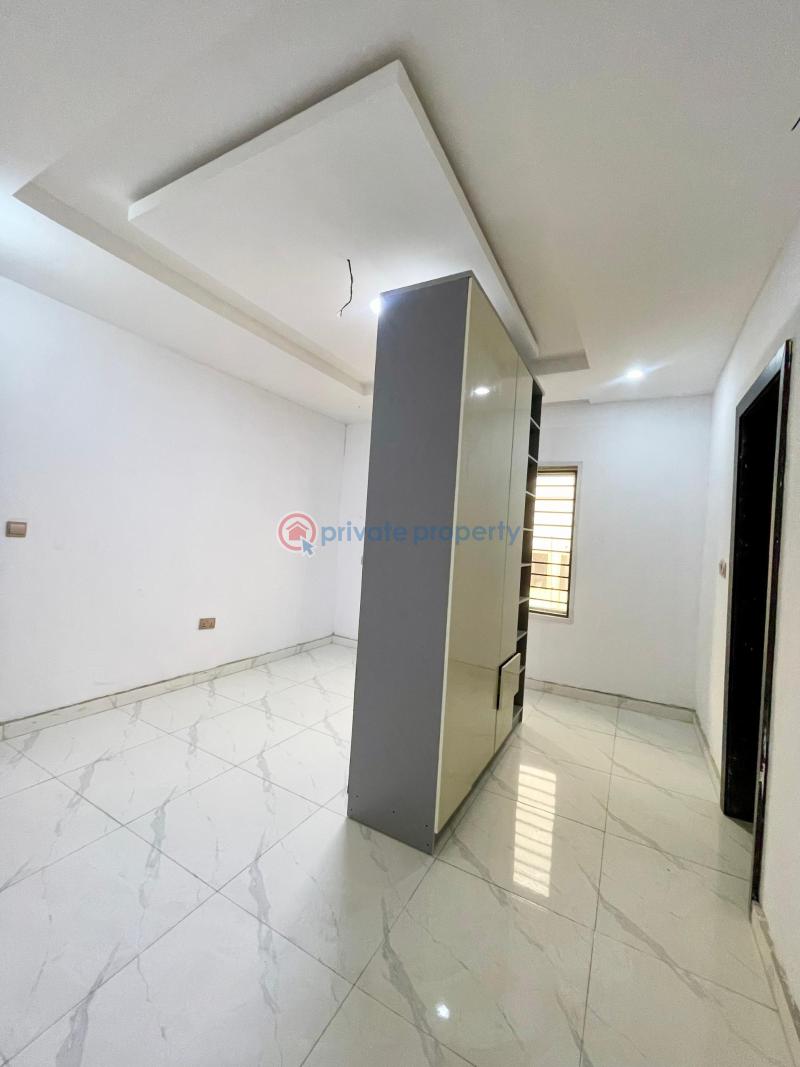 2 bedroom Block Of Flats For Sale Lekki Phase 1 Lagos - 5