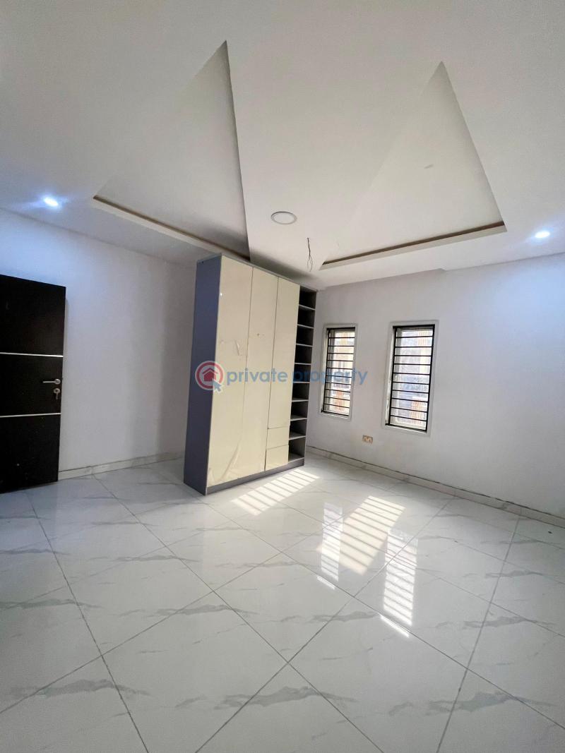 2 bedroom Block Of Flats For Sale Lekki Phase 1 Lagos - 4