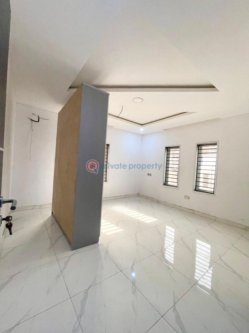 2 bedroom Block Of Flats For Sale Lekki Phase 1 Lagos - 3