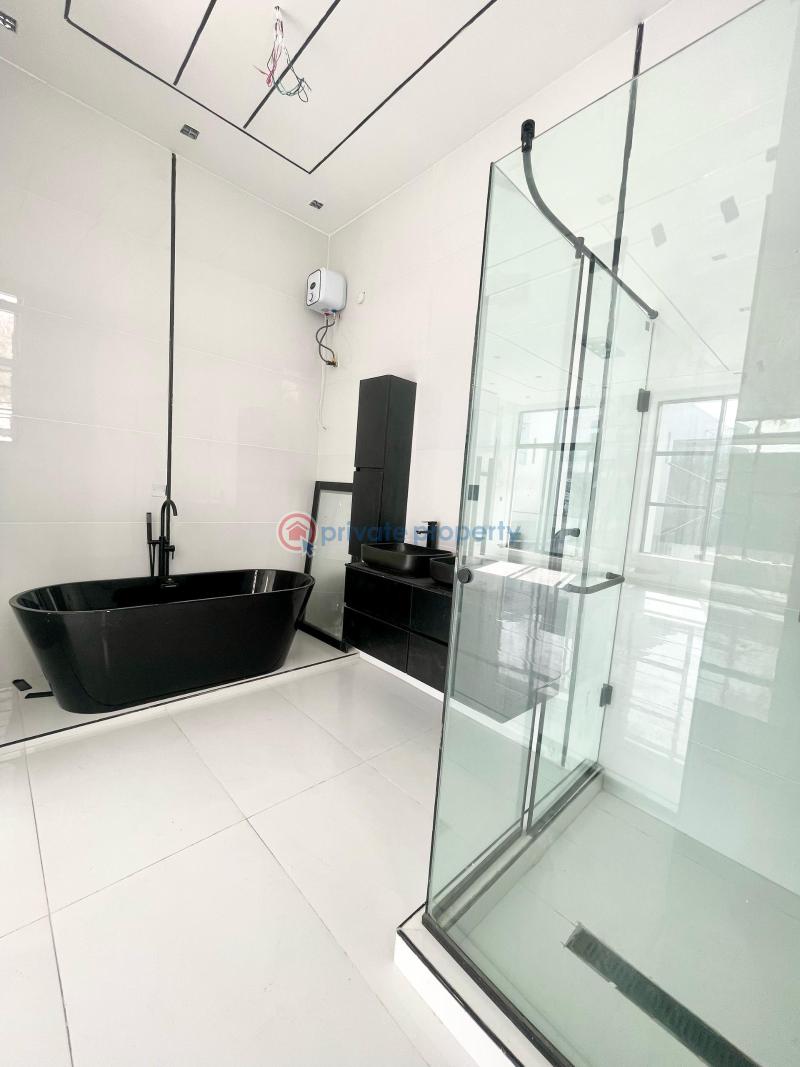Fantastically perched luxury 5 bed smart home - 13 5 bedroom Detached Duplex For Sale Chevron Drive Lekki Lagos - 13