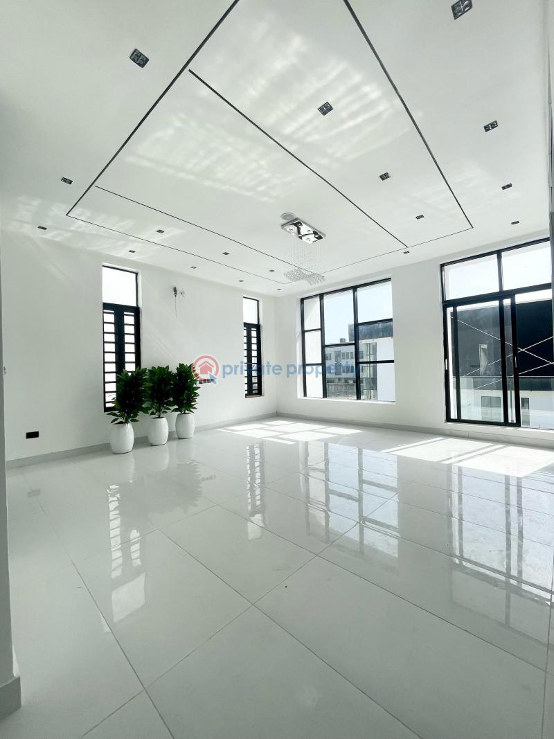 Fantastically perched luxury 5 bed smart home - 9 5 bedroom Detached Duplex For Sale Chevron Drive Lekki Lagos - 9