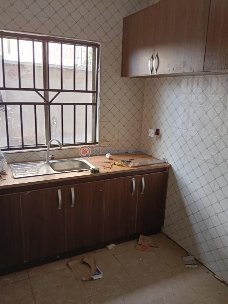 3 bedroom Flat & Apartment For Rent Shasha Alimosho Lagos - 9