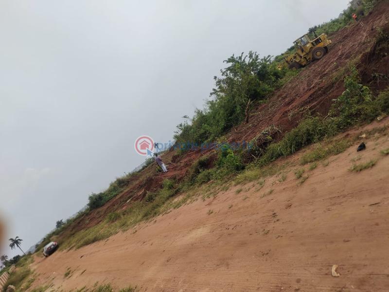 Mixed use Land For Sale Behind Witchtech Aluminium Company, Off Benin/asaba Expressway Asaba Delta - 3