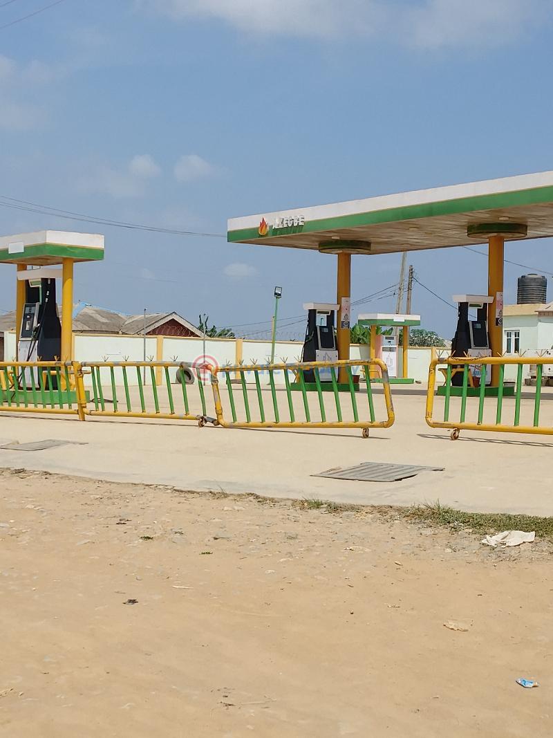 Fastest fingers only: filling station for sale at ibafo - 3 Filling Station For Sale Olowotedo Ibafo Ogun area  - 3