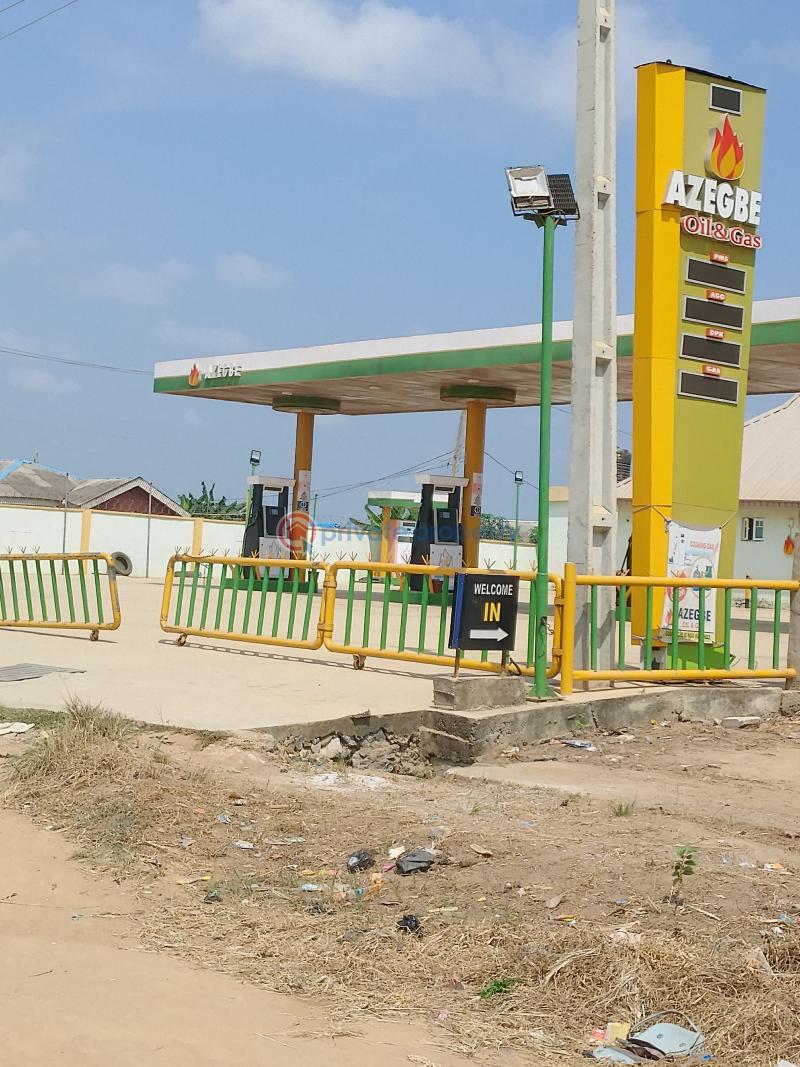 Fastest fingers only: filling station for sale at ibafo - 1 Filling Station For Sale Olowotedo Ibafo Ogun area  - 1
