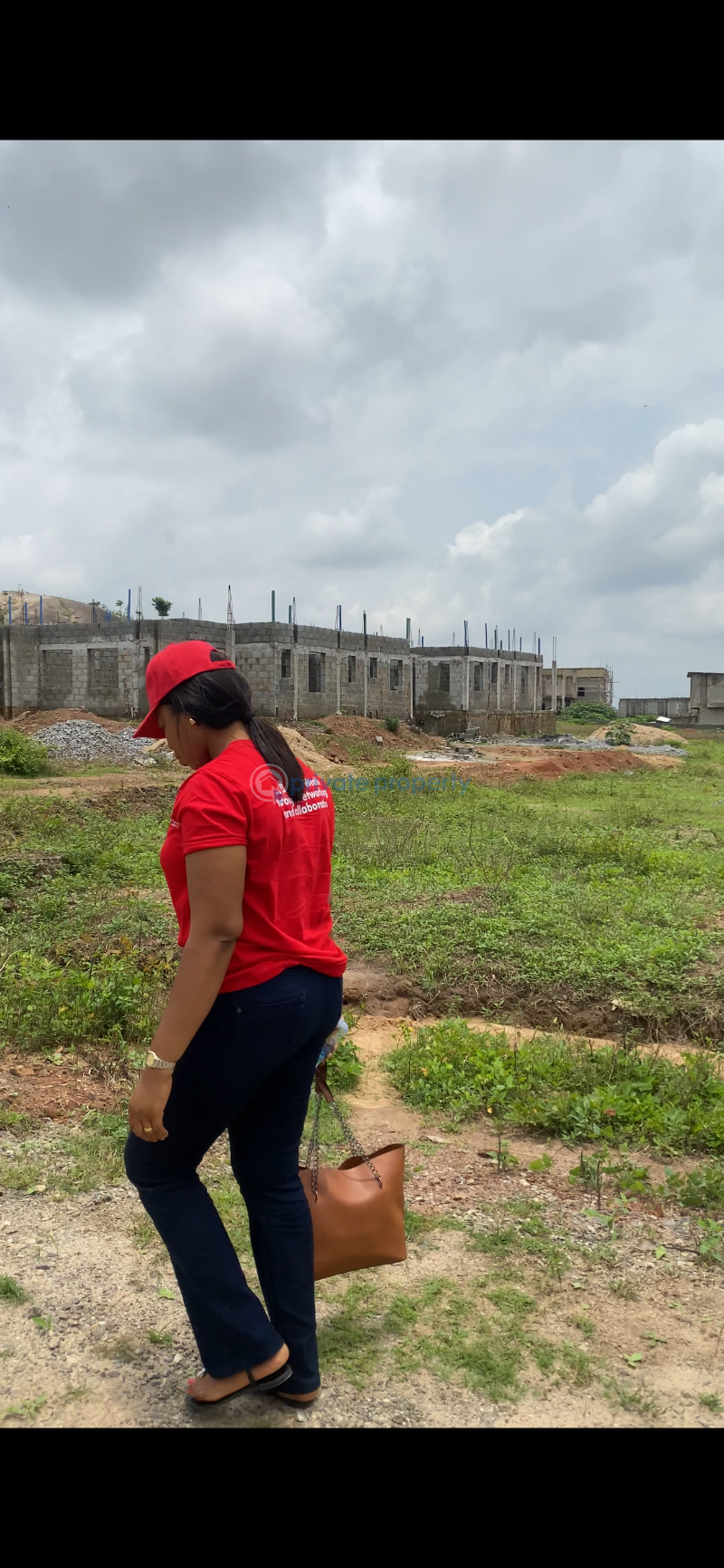 3 bedroom Block Of Flats For Sale Genesis Estate Wumba Abuja Phase 3  - 1