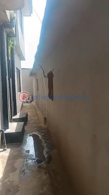 House For Sale Off Sani Balogun Abule Egba Lagos - 15