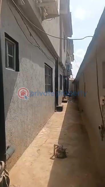 House For Sale Off Sani Balogun Abule Egba Lagos - 5