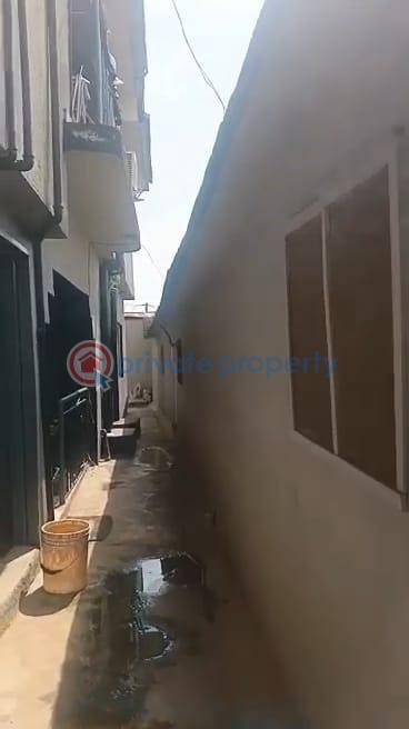 House For Sale Off Sani Balogun Abule Egba Lagos - 9