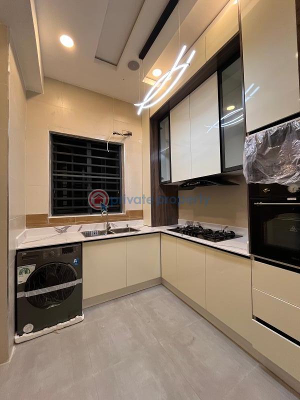 3 bedroom Flat & Apartment For Sale Rock Drive Lekki Phase 1 Lagos - 2
