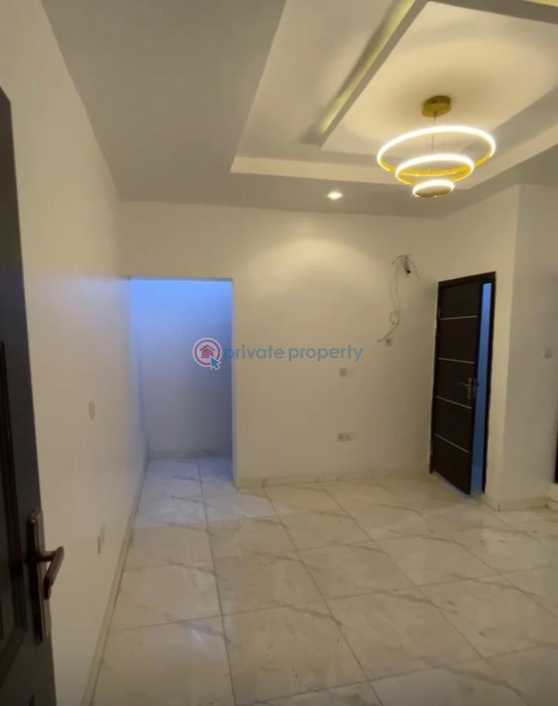 1 bedroom Block Of Flats For Sale Surulere Lagos - 2