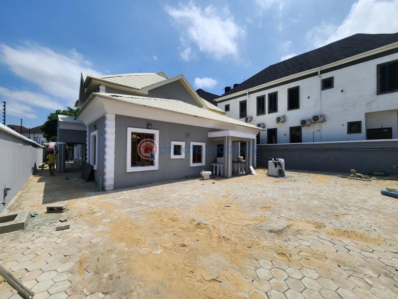 1 bedroom Self Contain For Rent Ikota Lekki Phase 2 Lagos - 0