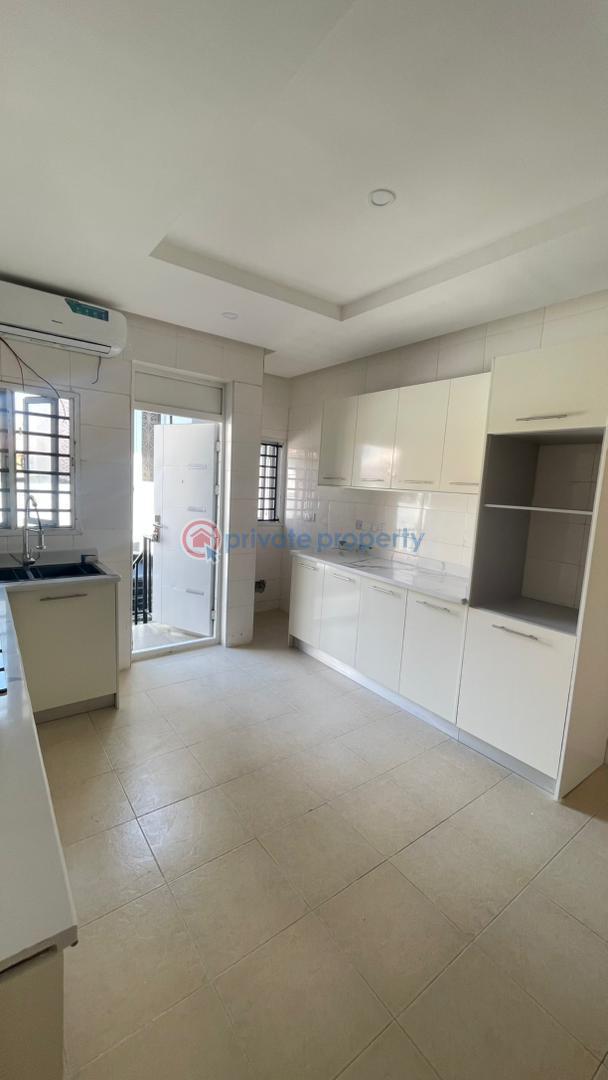 4 bedroom Terraced Duplex For Sale Lekki Phase 1 Lagos - 2