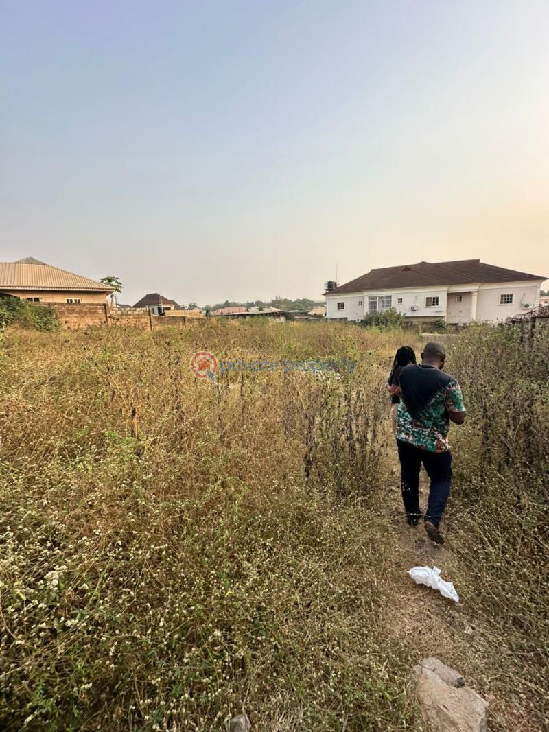 Residential Land For Sale S And T Estate, Jericho, Ibadan Ibadan Oyo - 0