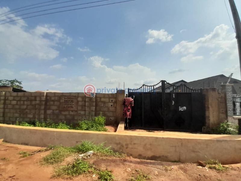 Land For Sale Obasanjo Hilltop Gra, Oke Mosan, Abeokuta Ogun Ogun area  - 3