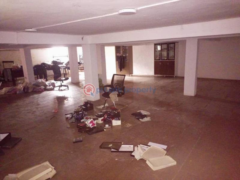 Warehouse For Rent Opebi Ikeja Lagos - 1