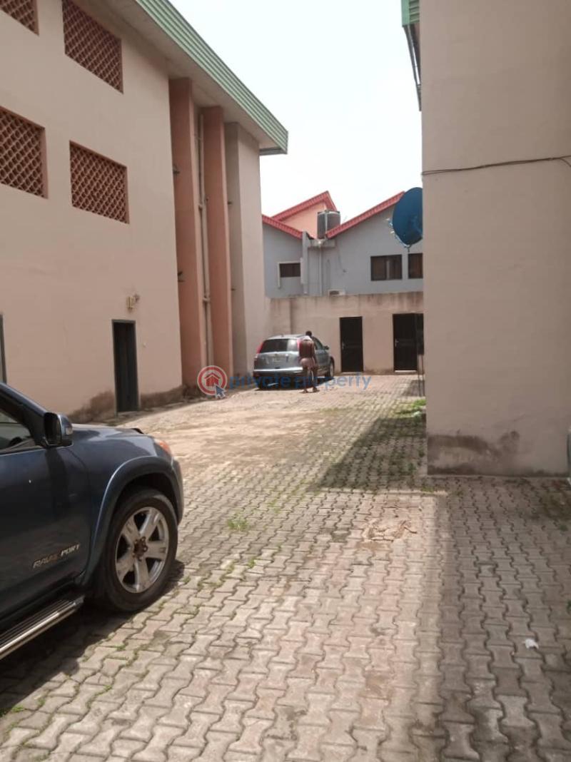 3 bedroom House For Rent Ikeja Lagos - 5