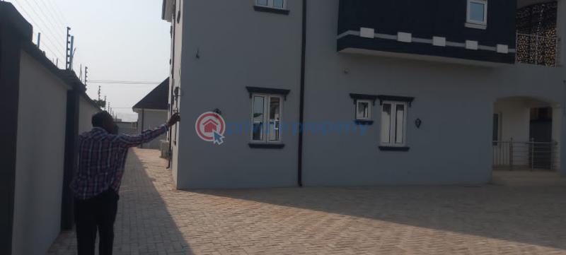 2 bedroom Flat & Apartment For Rent Galadimawa Abuja Phase 3  - 1