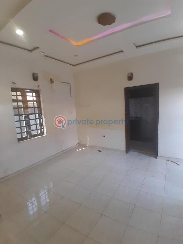 2 bedroom Flat & Apartment For Rent Governors Road, Aboru Alimosho Lagos - 7