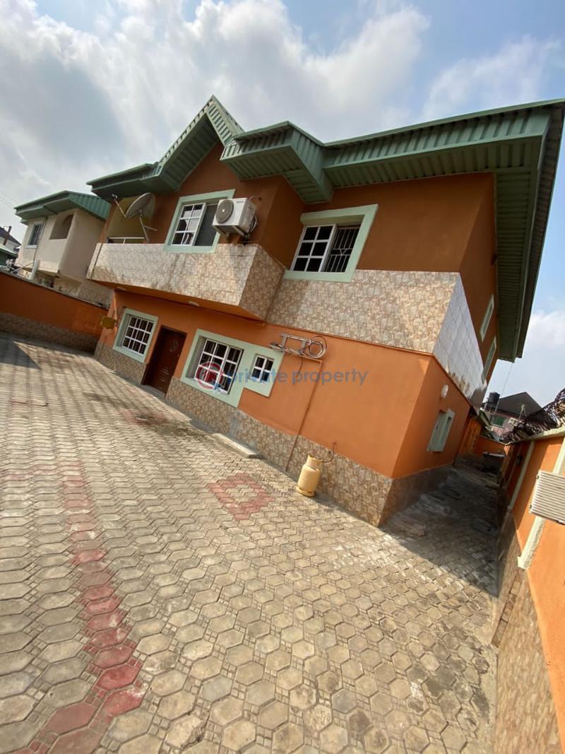 2 bedroom Flat & Apartment For Rent Ikota Lekki Lagos - 0