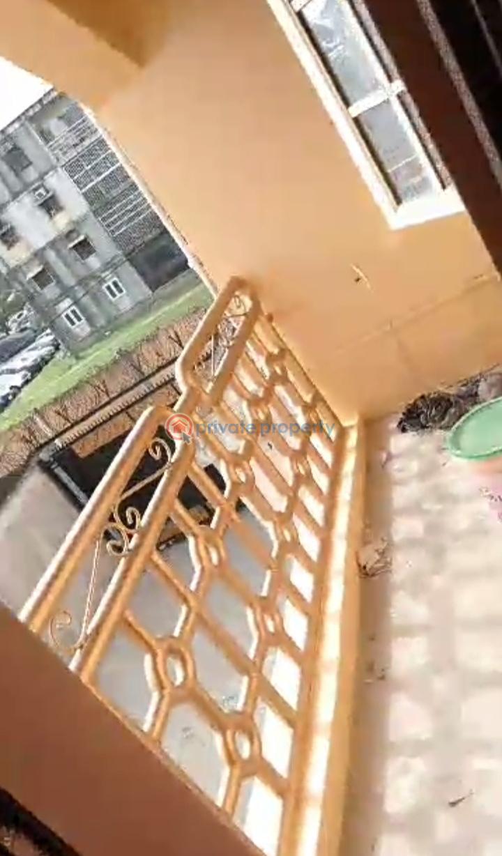 2 bedroom Flat & Apartment For Rent Adekunle Yaba Lagos - 3