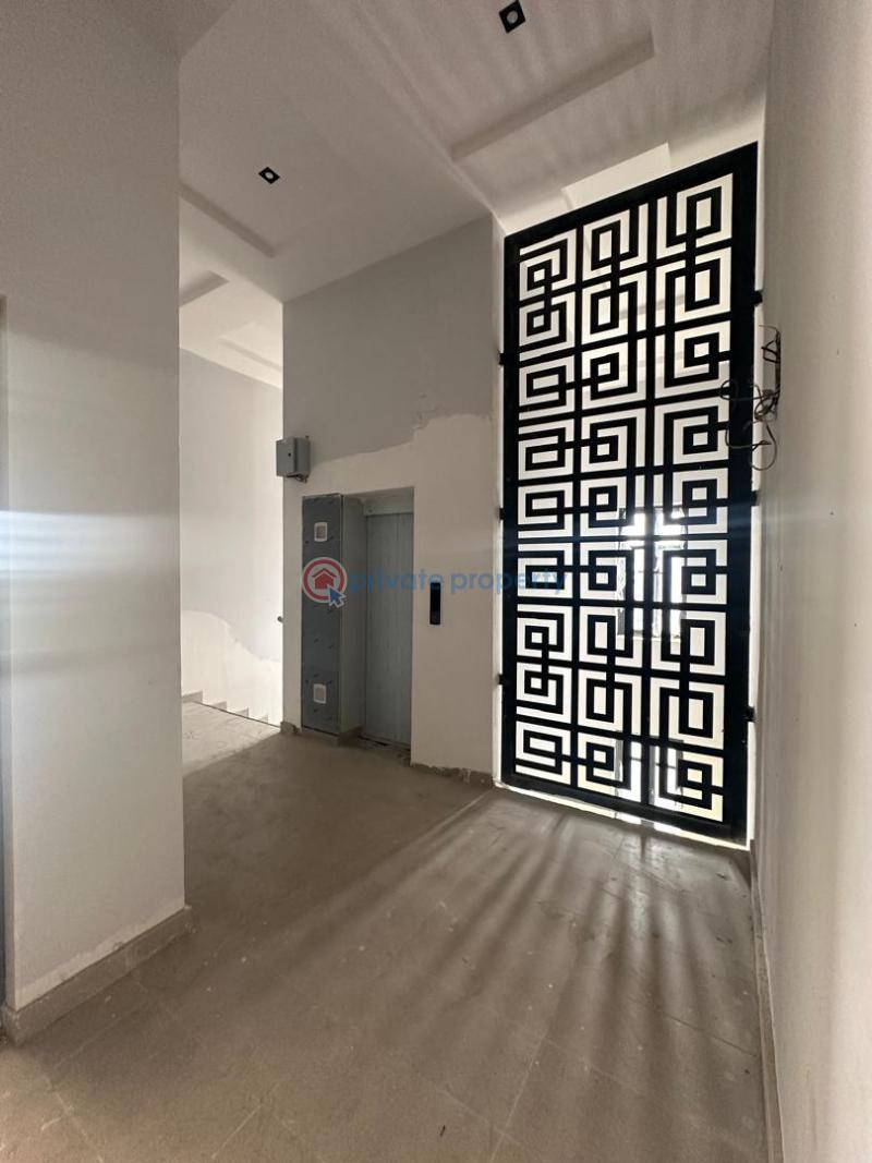 2 bedroom Block Of Flats For Sale Lekki Phase 1 Lagos - 3