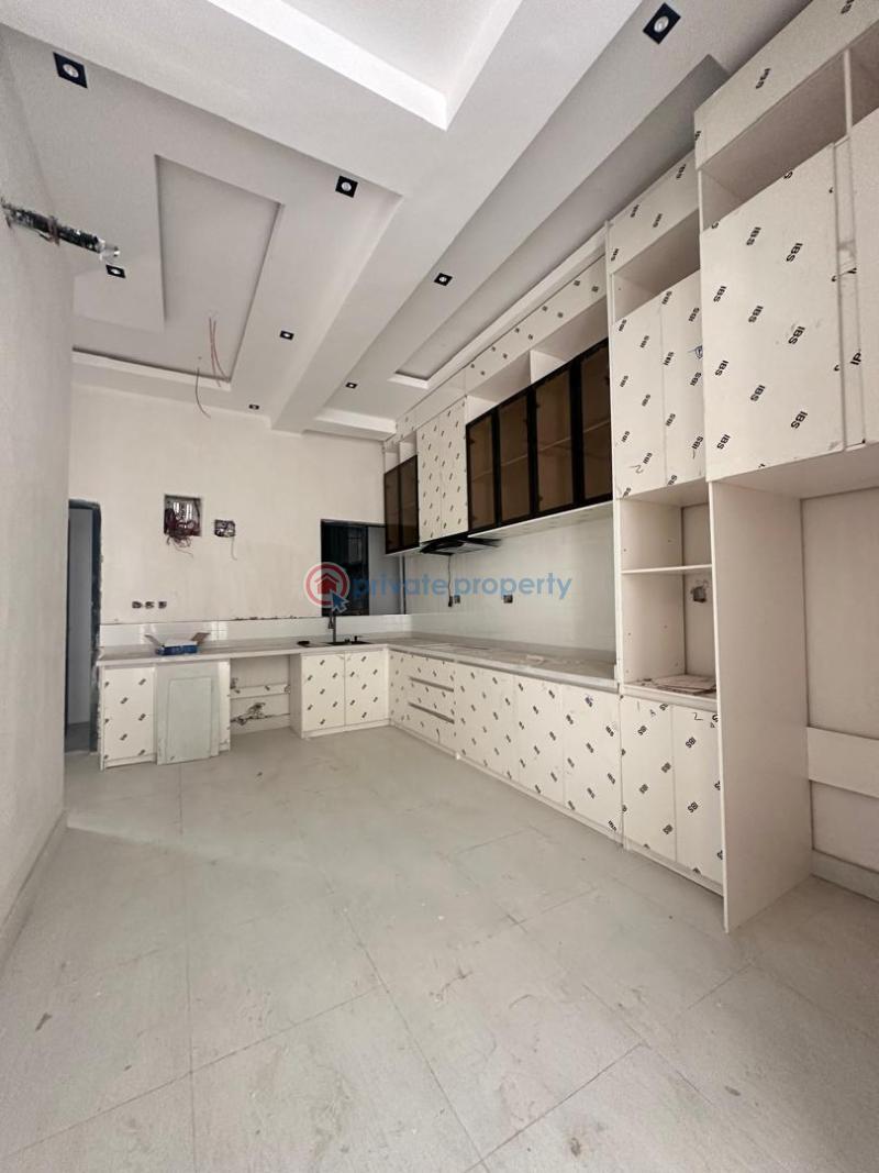 2 bedroom Block Of Flats For Sale Lekki Phase 1 Lagos - 2