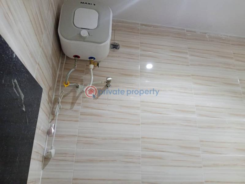 House For Rent At Afinyanu Ologuneru Off Eleyele Road Ibadan Okanlawon Eleyele Ibadan Oyo - 4